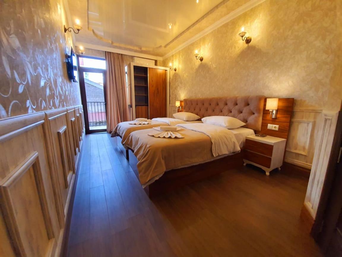 Melini Boutique Hotel Batumi Exteriör bild