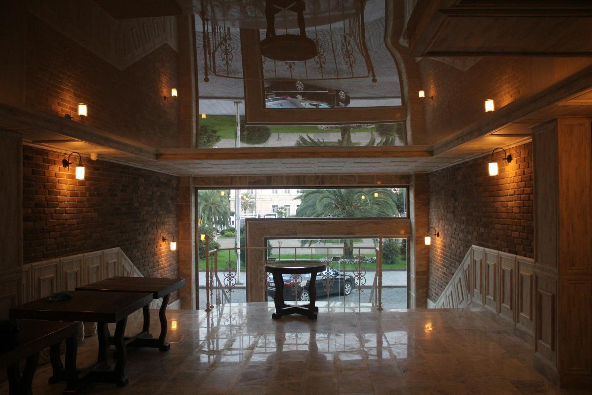 Melini Boutique Hotel Batumi Exteriör bild