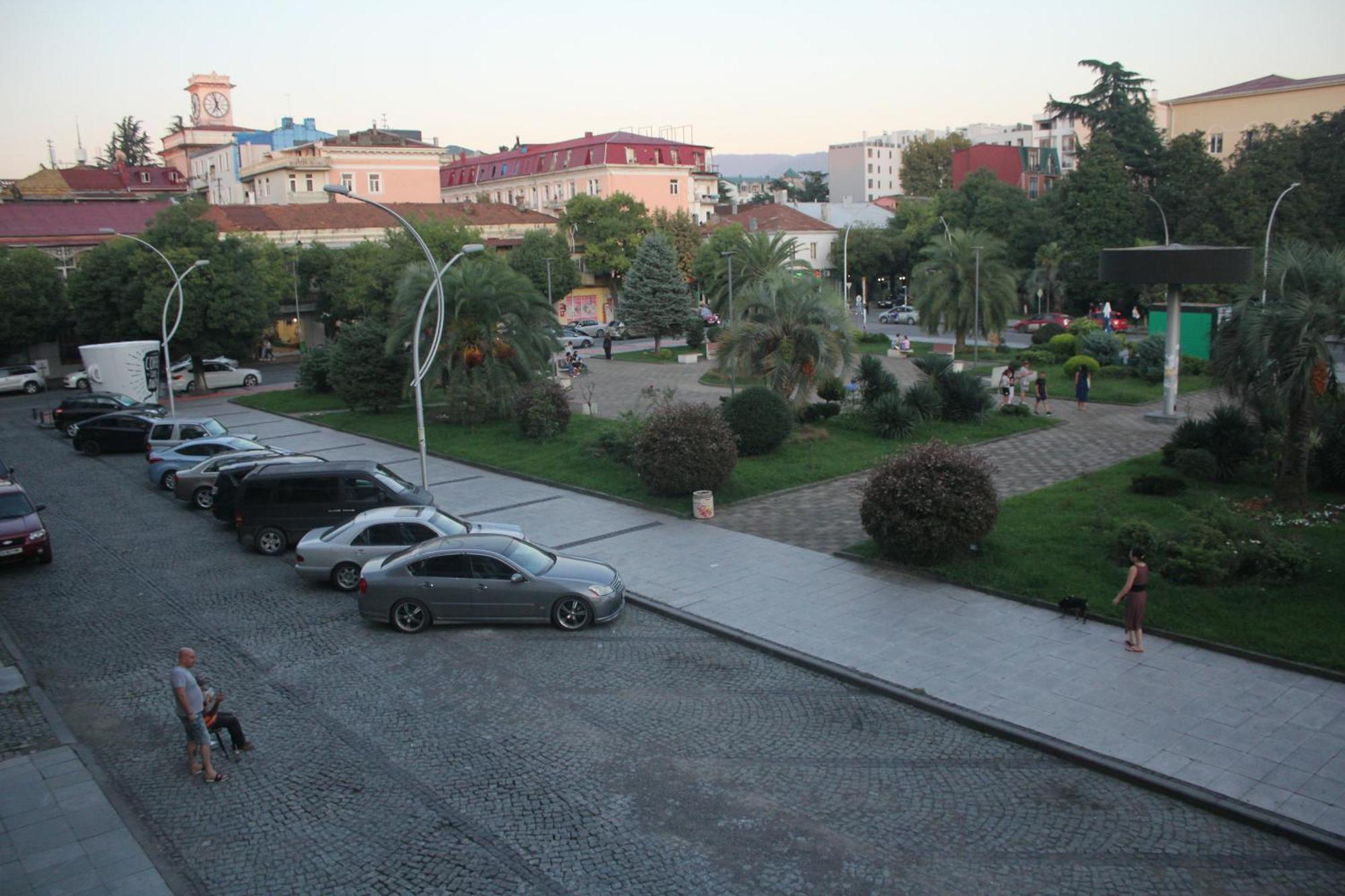 Melini Boutique Hotel Batumi Exteriör bild