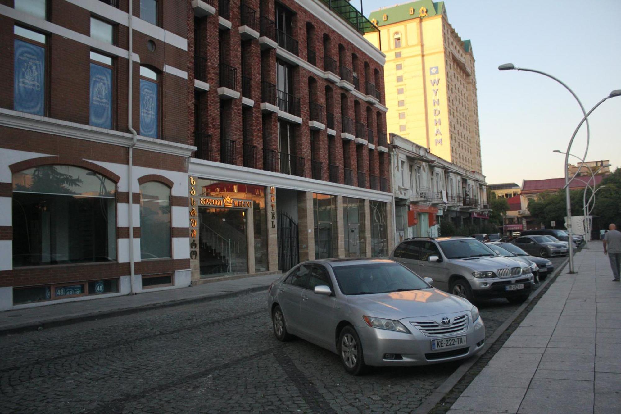 Melini Boutique Hotel Batumi Exteriör bild