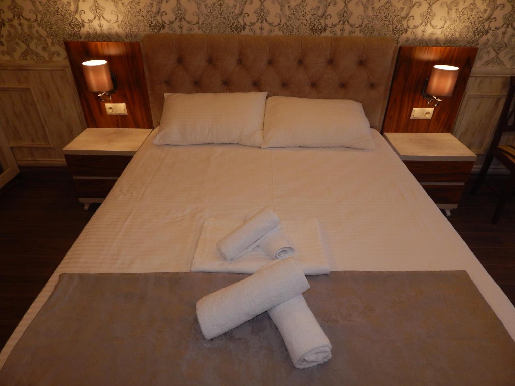 Melini Boutique Hotel Batumi Exteriör bild
