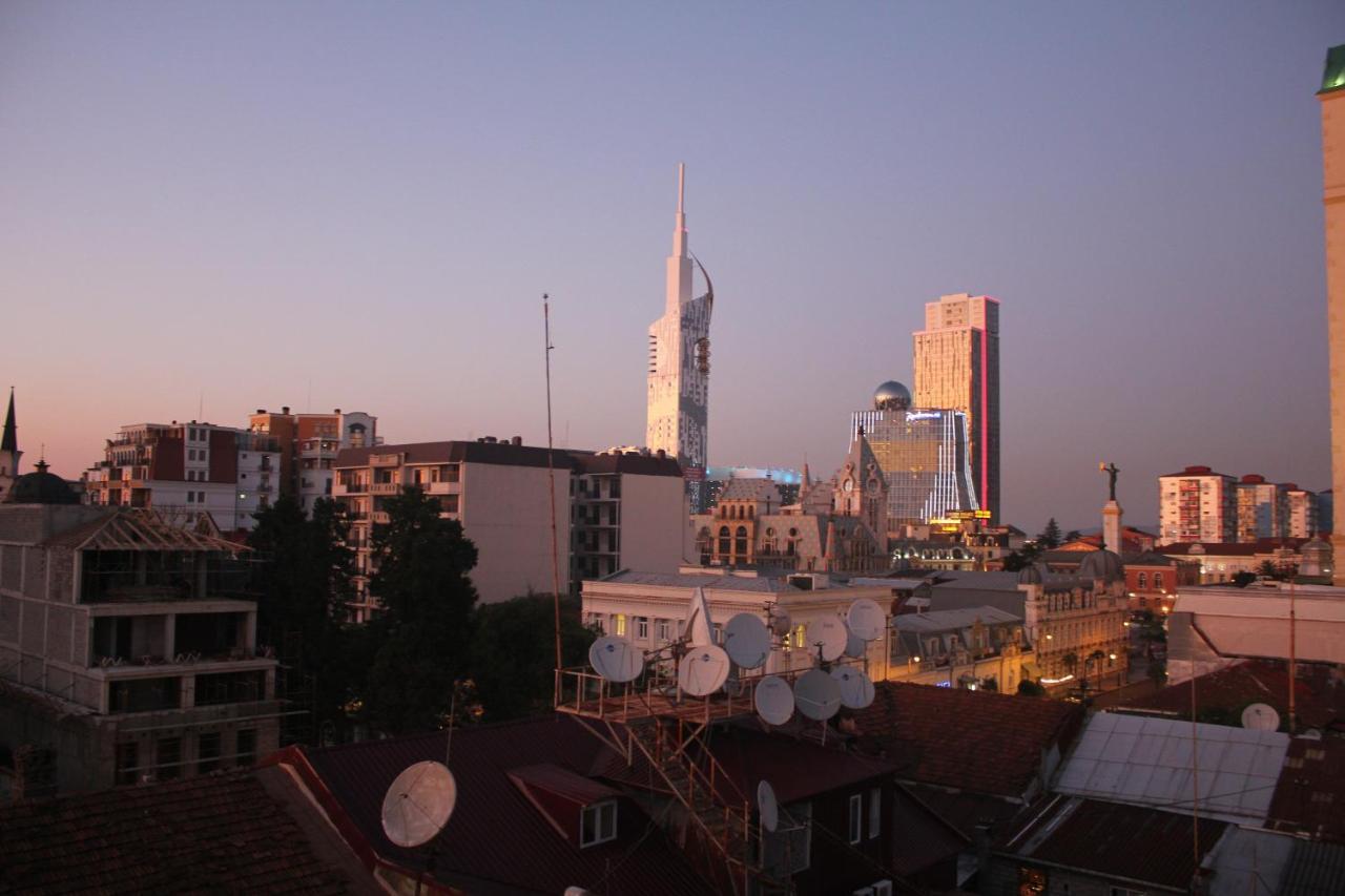 Melini Boutique Hotel Batumi Exteriör bild
