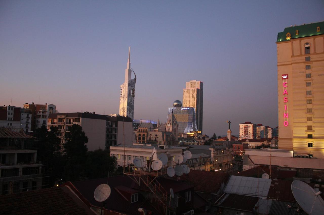 Melini Boutique Hotel Batumi Exteriör bild